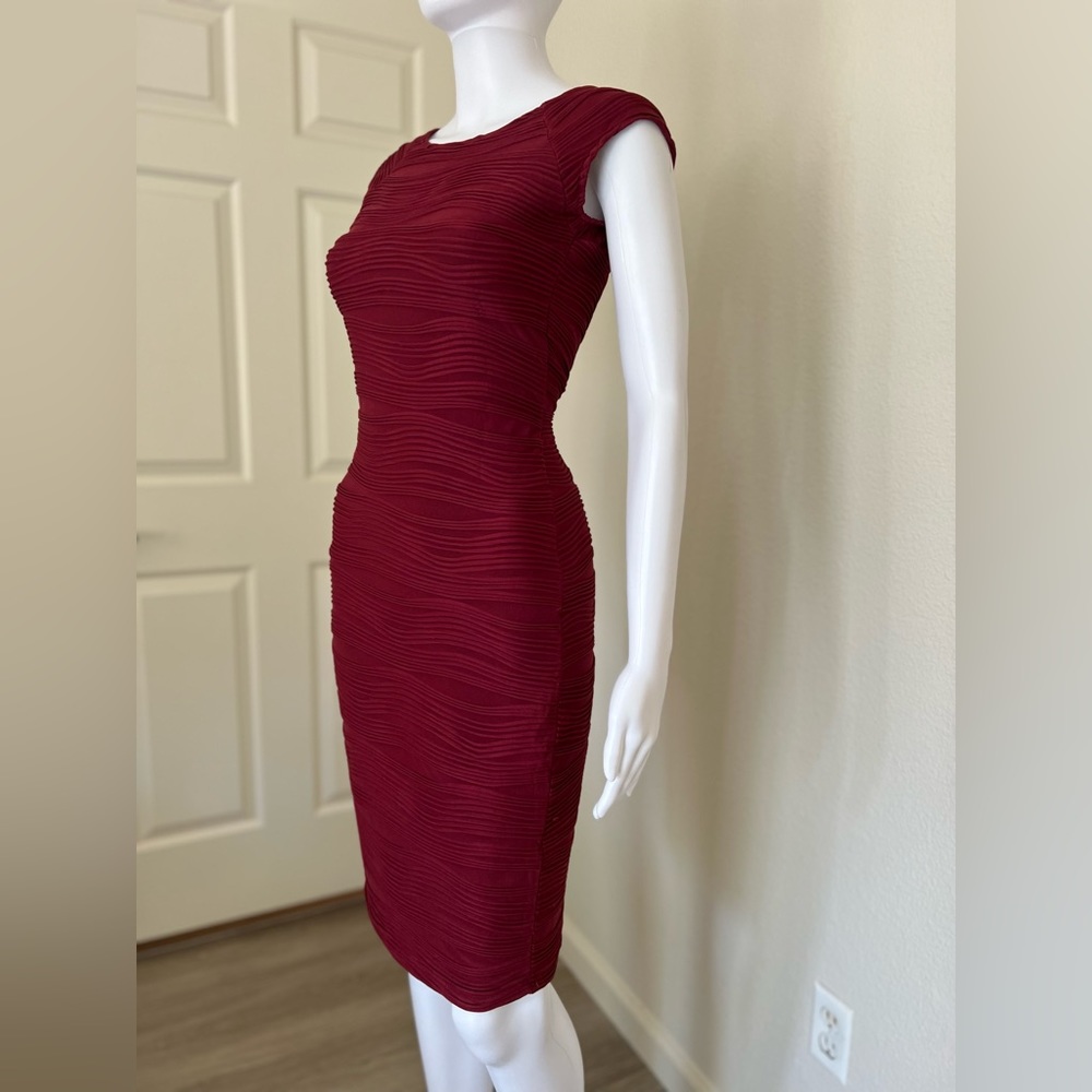 Stunning Red Off-Shoulder Bodycon Dress - Worn Once Sz S